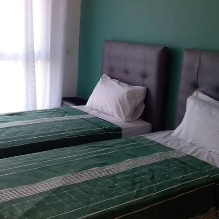 Appartement Familial Luxueux Pieds Dans L'Eau Aourir Esterno foto
